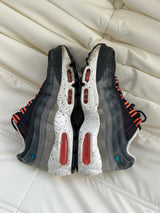 Nike Air Max 95 Black Speckled Trainers (UK 6)