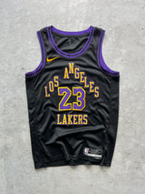 2023/24 LA Lakers 'James 23' swingman city edition jersey (M)
