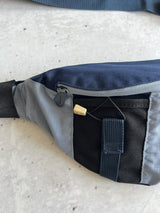 90's Nike Embroidered swoosh Crossbody Bag (One Size)