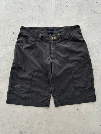 Arc'teryx Nylon Baggy Utility Shorts (W34)