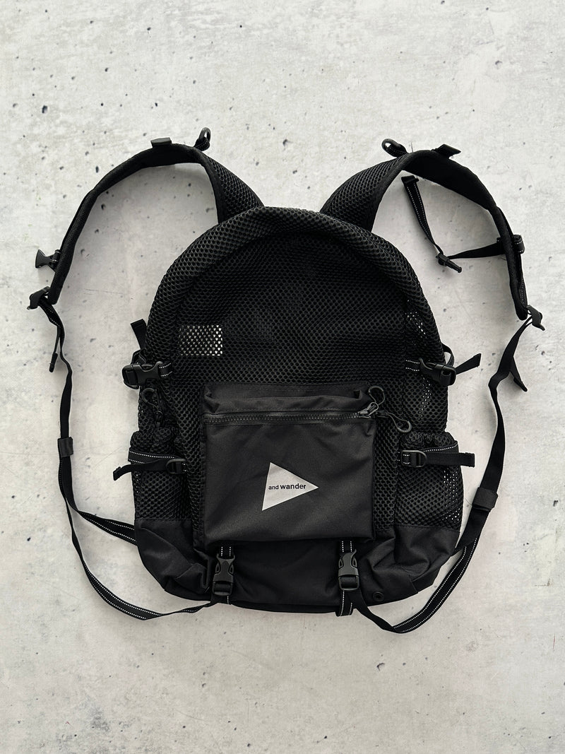 And Wander Reflective Logo 3D Mesh Backpack (One Size)
