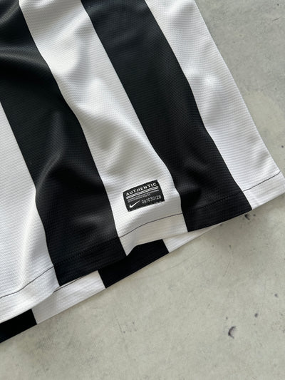 2012/13 Juventus Nike 'Ferrari 10' Shirt (XL)