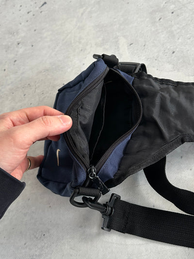 Nike Swoosh Pouch / Crossbody Bag (One Size)