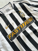 2003/04 Juventus Nike Home Shirt (L)