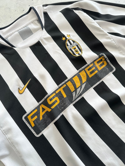2003/04 Juventus Nike Home Shirt (L)
