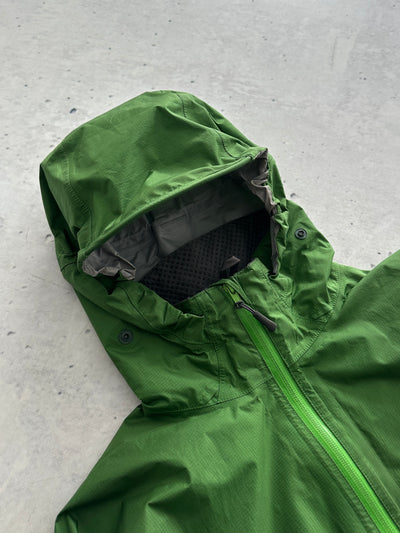 Mont Bell Gore-Tex Zip Up Hooded Jacket (M)