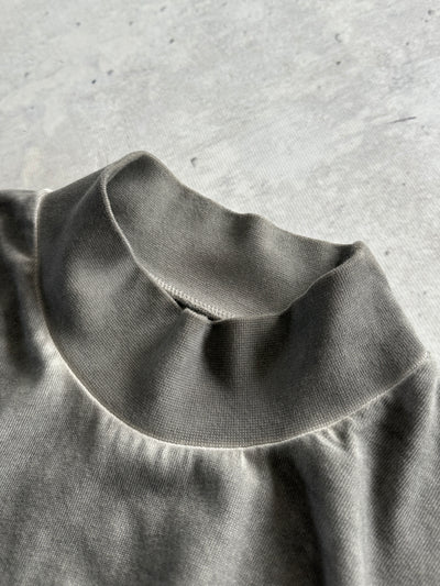 A Cold Wall ACW mock Neck pigment dyed heavyweight T Shirt (L)