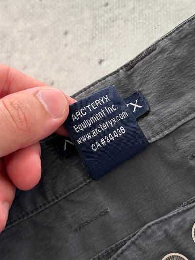 Arc'teryx Nylon Baggy Utility Shorts (W34)