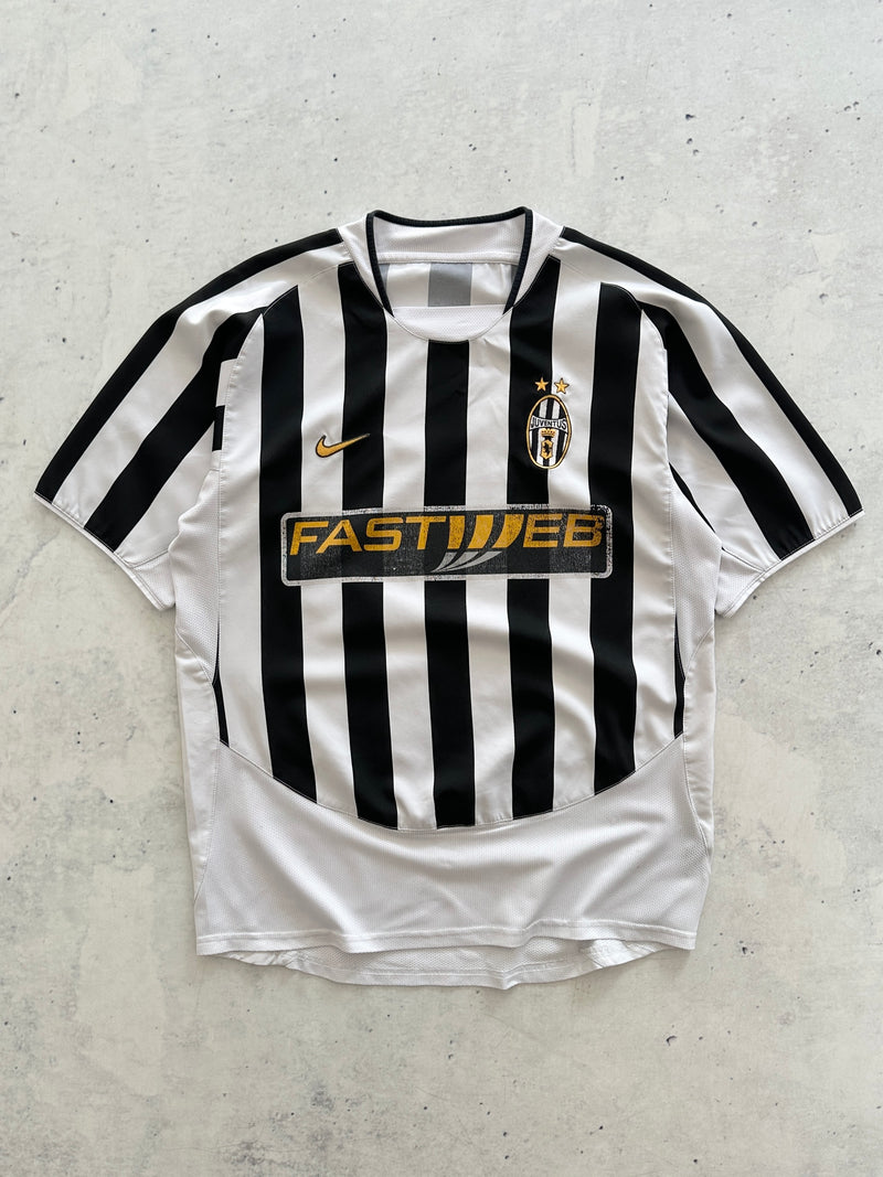2003/04 Juventus Nike Home Shirt (L)