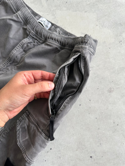 Stone Island Cargo Shorts (W34)