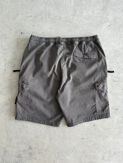 Stone Island Cargo Shorts (W34)