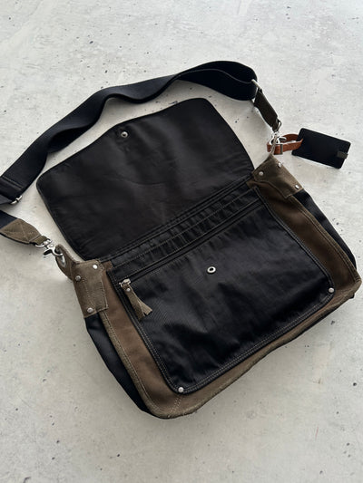 00s Armani Jeans Suede Crossbody / Messenger Bag (One Size)