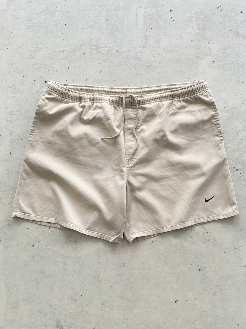 00's Nike Embroidered Swoosh Shorts (L/XL)