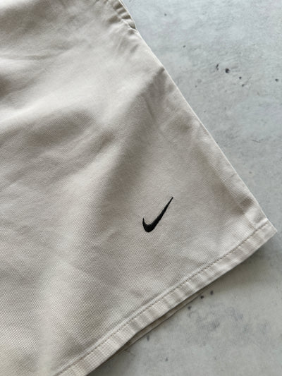 00's Nike Embroidered Swoosh Shorts (L/XL)