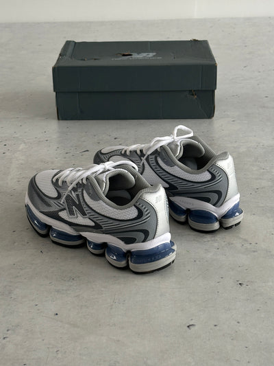 New Balance Abzorb 2000 Trainers (UK 7.5)