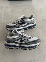 New Balance Abzorb 2000 Trainers (UK 7.5)