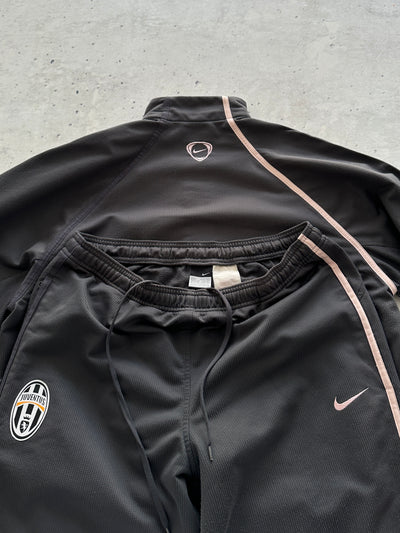 2004/05 Nike Juventus Full Tracksuit (L)
