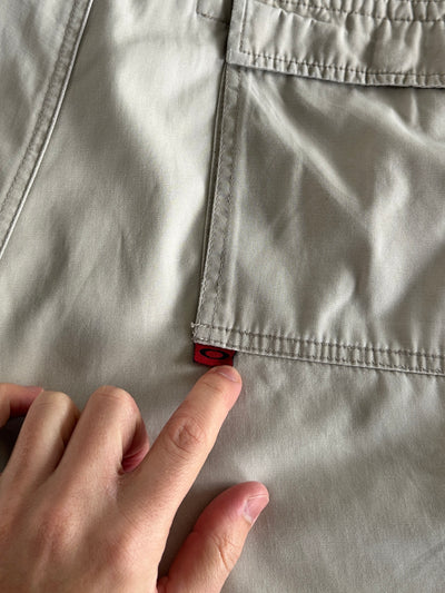 90's Oakley Baggy Cargo Shorts (W38)