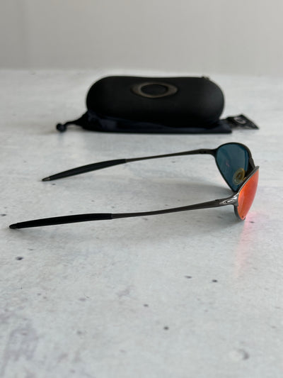 Vintage Oakley red iridium c wire Sunglasses (One Size)