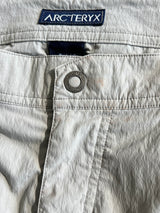 00's Arc'Teryx Nylon Utility Shorts (W36)