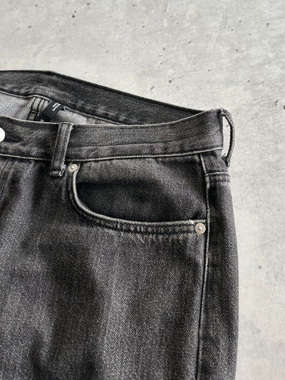 Weekday Space Relaxed Straight Jeans (W34 x L32)