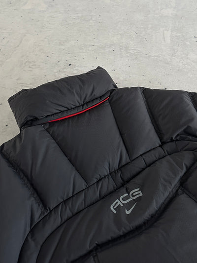 00's Nike ACG Zip Up down fill Puffer Jacket (S)