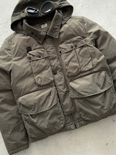 CP Company Goggle Nylon Down fill flatt nylon Jacket (Age 12)