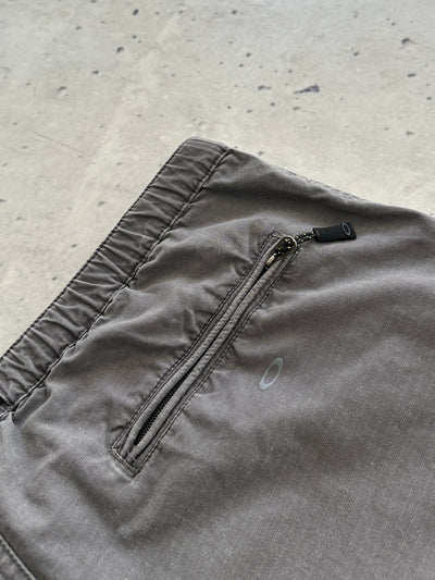 00's Oakley Ripstop Utility Shorts (L)