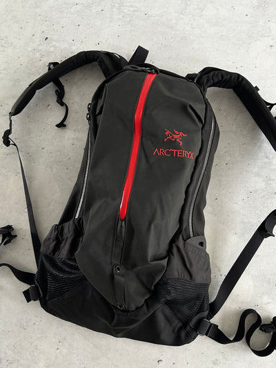 Arc'teryx Arro 22 diablo red Backpack (One Size)