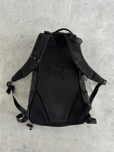 Arc'teryx Arro 22 diablo red Backpack (One Size)