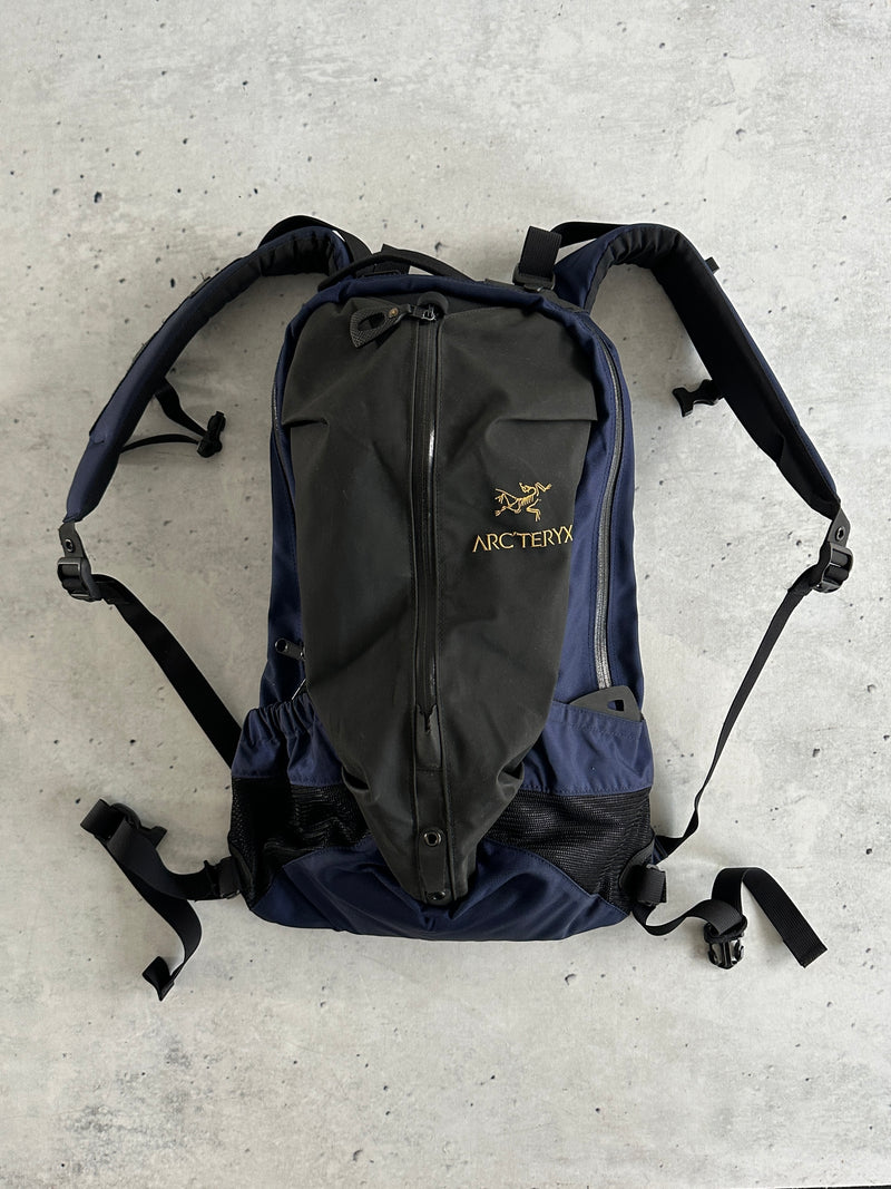 Arc'teryx x Beams 40th anniversary Arro 22 Backpack (One Size)