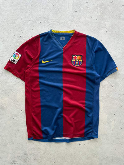 2006/07 Nike Barcelona 'Ronaldinho 10' Shirt (S)
