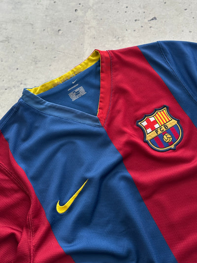 2006/07 Nike Barcelona 'Ronaldinho 10' Shirt (S)