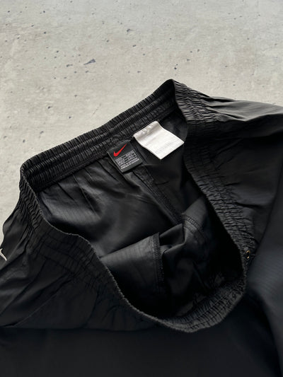90's Nike Nylon Baggy Shorts (W36)