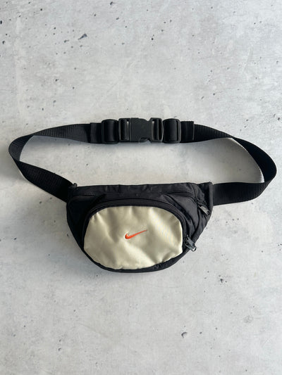 90's Nike Swoosh Crossbody / Bum Bag (One Size)