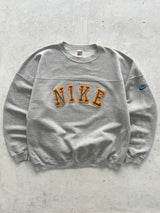 90's Nike Embroidered Spell Out Crewneck Sweatshirt (L)