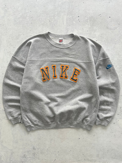 90's Nike Embroidered Spell Out Crewneck Sweatshirt (L)