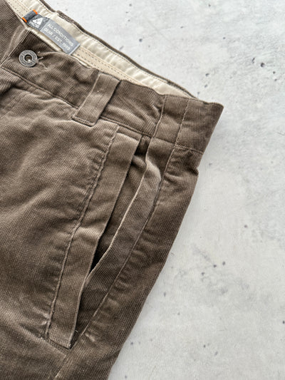 00's Nike ACG Corduroy Pants (W30 x L32)