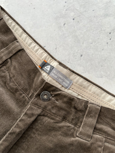 00's Nike ACG Corduroy Pants (W30 x L32)