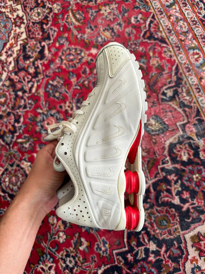 Nike x Neymar Jr Shox R4 Platinum tint Trainers (UK 7)