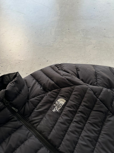 The North Face 550 Down Fill Zip Up Puffer Jacket (M)