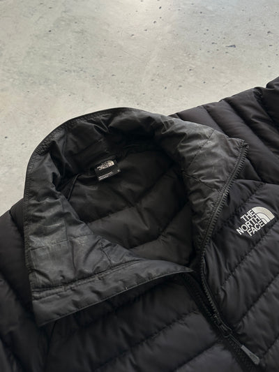 The North Face 550 Down Fill Zip Up Puffer Jacket (M)