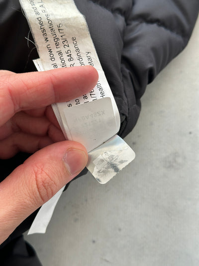 The North Face 550 Down Fill Zip Up Puffer Jacket (M)