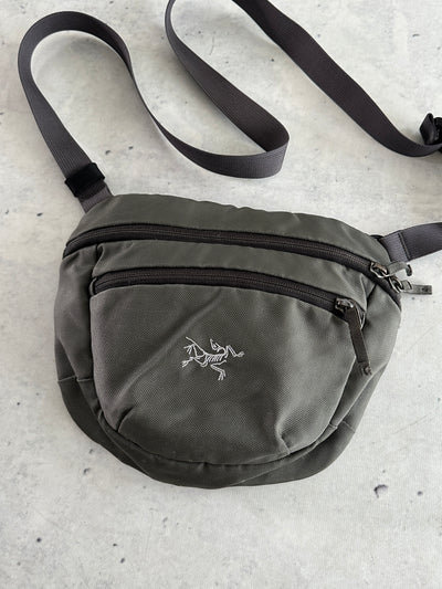 Arc'Teryx Maka 2 Shoulder Bag (One Size)