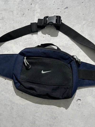 Nike Swoosh Shoulder Bag (One Size)