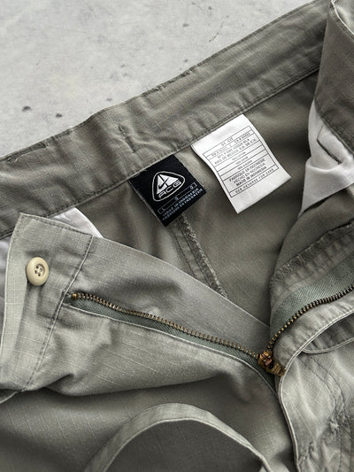 Vintage Nike ACG Baggy heavyweight Utility Pants (W34/36 x L29)