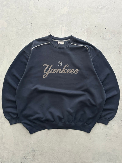 90's NY Yankees centre logo Spell Out Crewneck Sweatshirt (XXL)