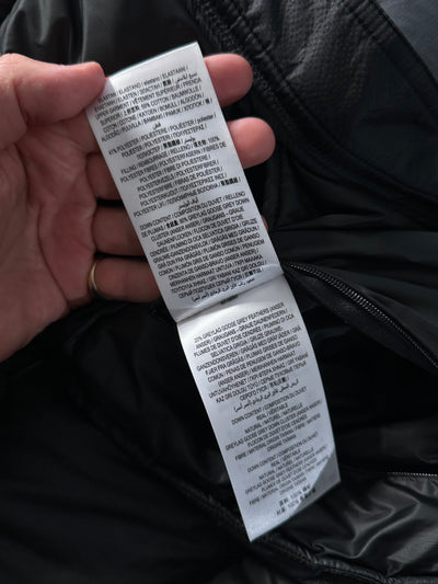 Burberry SW1 London down Fill Zip Up Puffer Jacket (S)