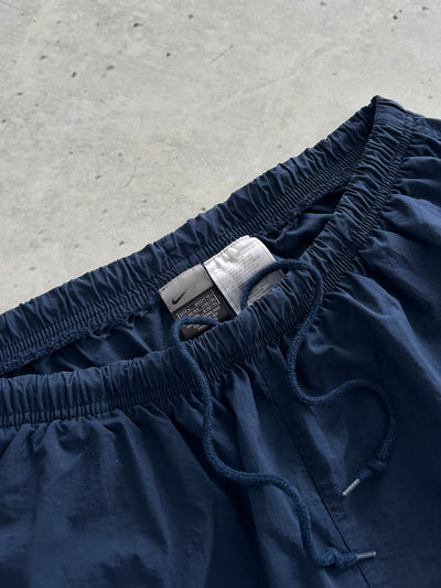 Nike Embroidered Swoosh Shorts (L)