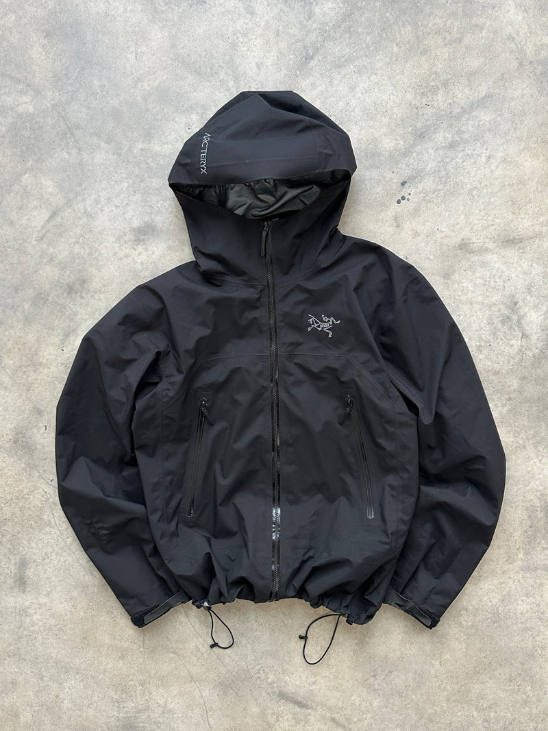 Arc'teryx Beta Gore-tex Zip Up Hooded Jacket (XS)